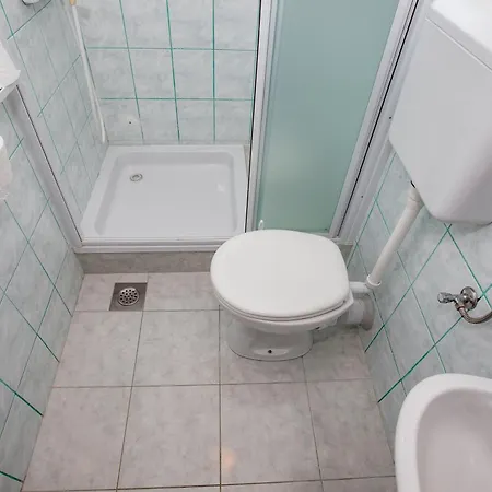 Gesamte In Bis 8 P,mit Pool,2 Balkonen,garten,grill Apartment